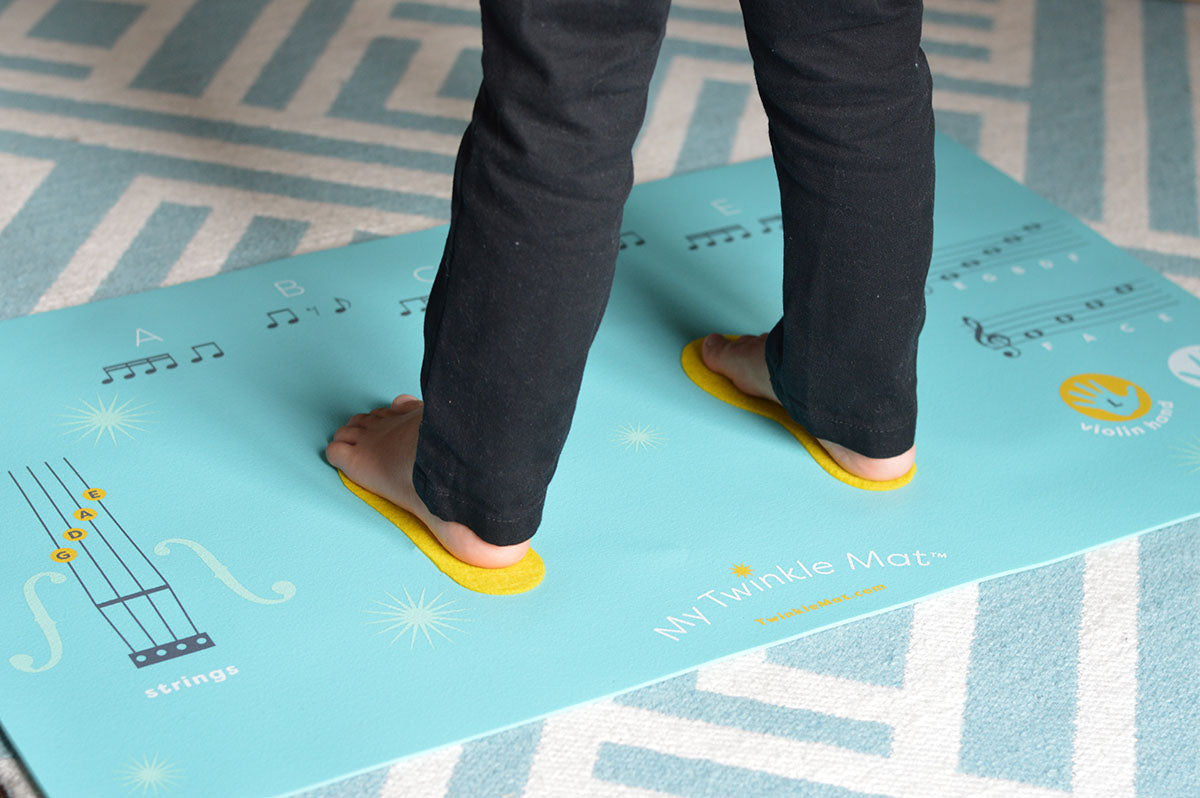 Twinkle Mat With Glossy Foot Stickers